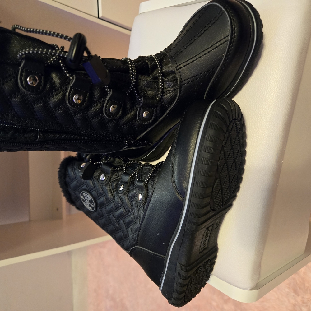 Totes  Black Quilted Winter Boots